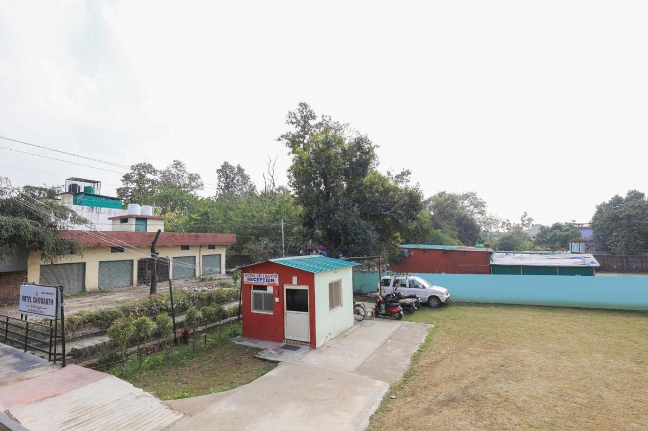 Hotel Chitrarth & Party Lawn Haldwāni Buitenkant foto
